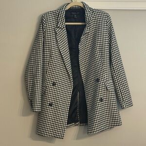 Women's Black and White Houndstooth Coat/Blazer (never worn)